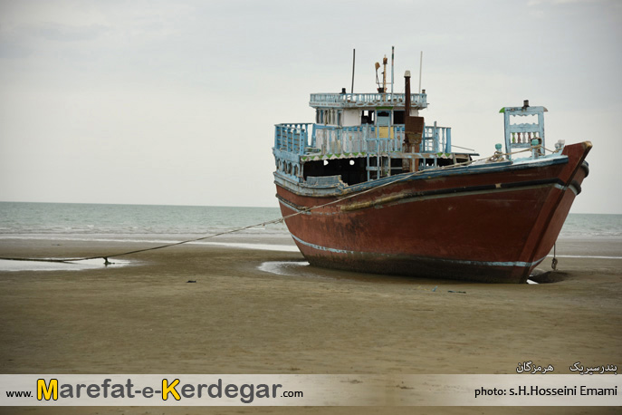 لنج به گل نشسته لنج به گل نشسته