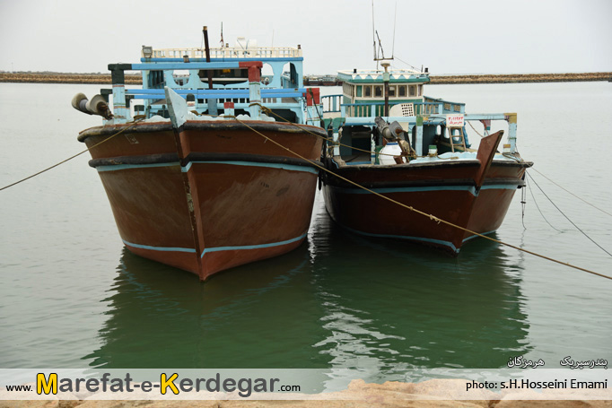 اسکله صیادی بندر سیریک اسکله صیادی بندر سیریک