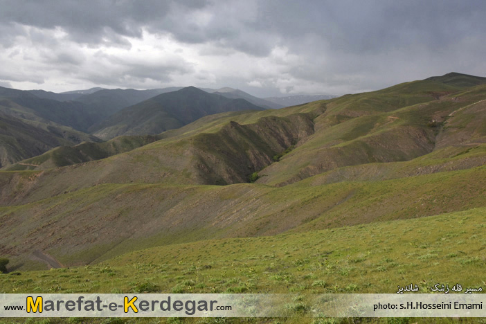 قله های روستای زشک