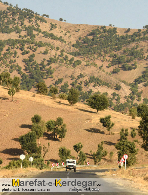 جاده بانه سردشت