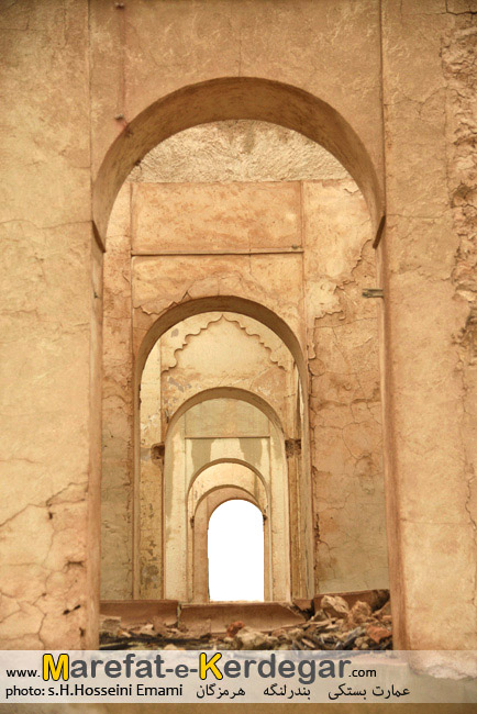 جاذبه های تاریخی بندرلنگه جاذبه های تاریخی بندرلنگه