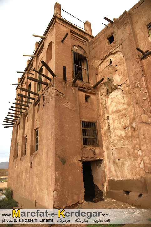 قلعه های بندر لنگه قلعه های بندر لنگه