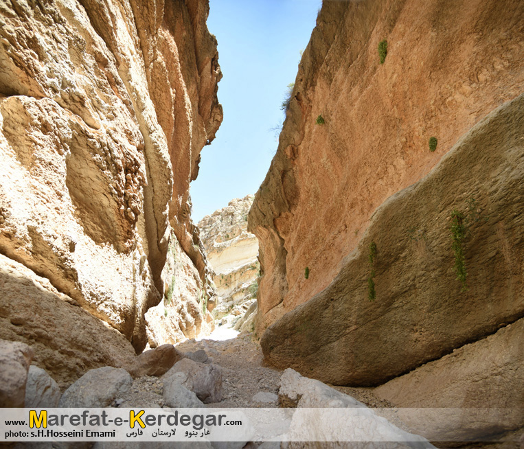 جاذبه های گردشگری لارستان