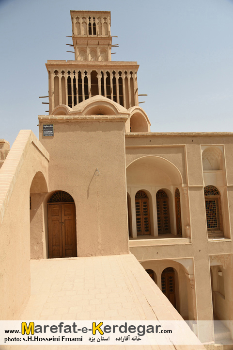 بناهای تاریخی ابرکوه