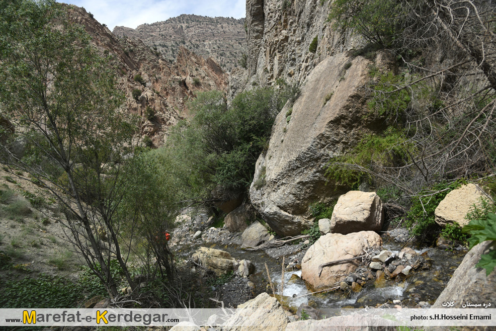 دره پیمایی در کلات دره پیمایی در کلات